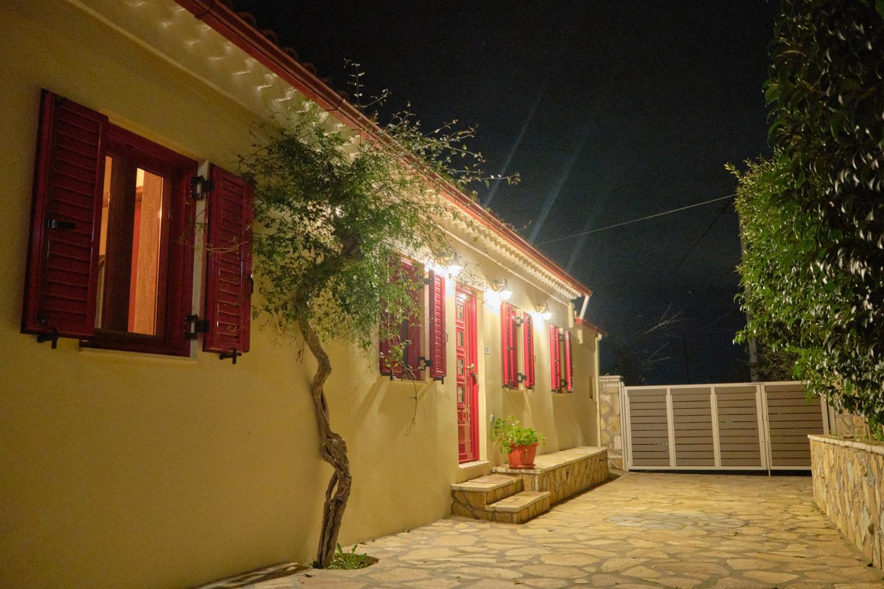 Photo 48