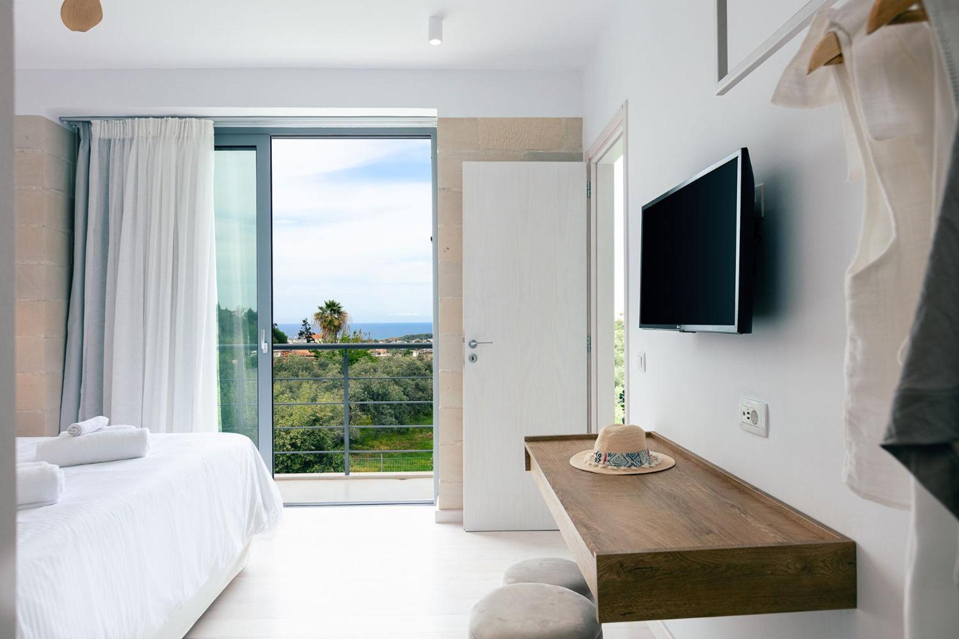 Heniochos Villas