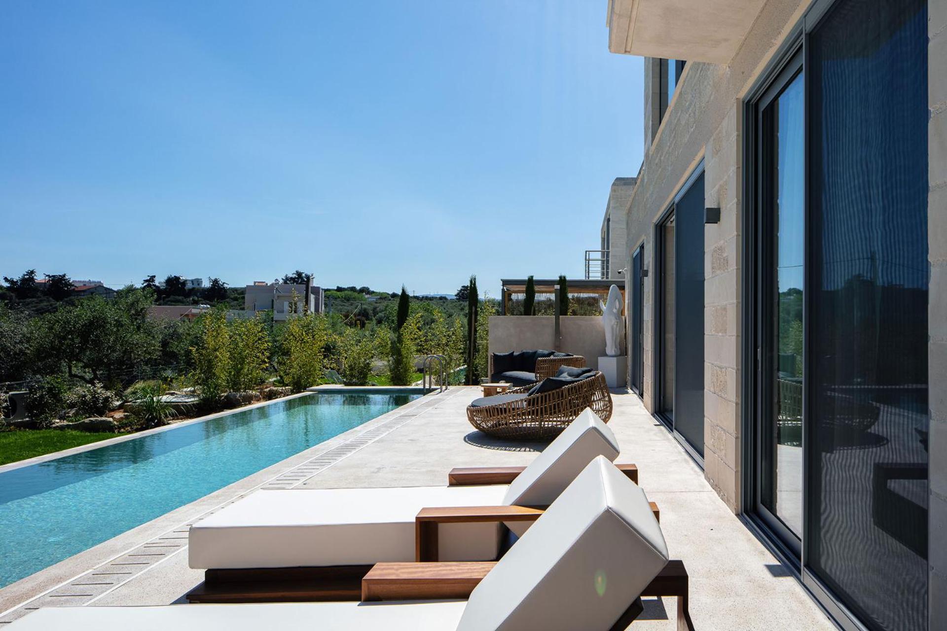 Heniochos Villas