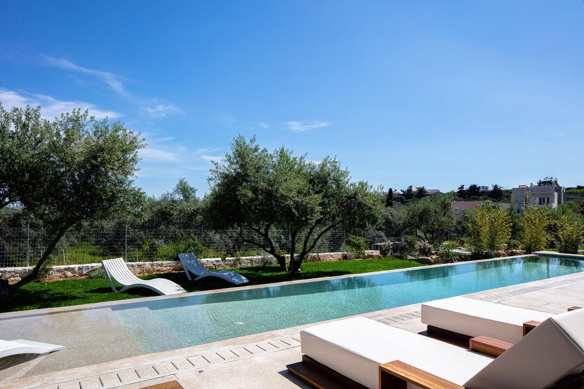 Heniochos Villas