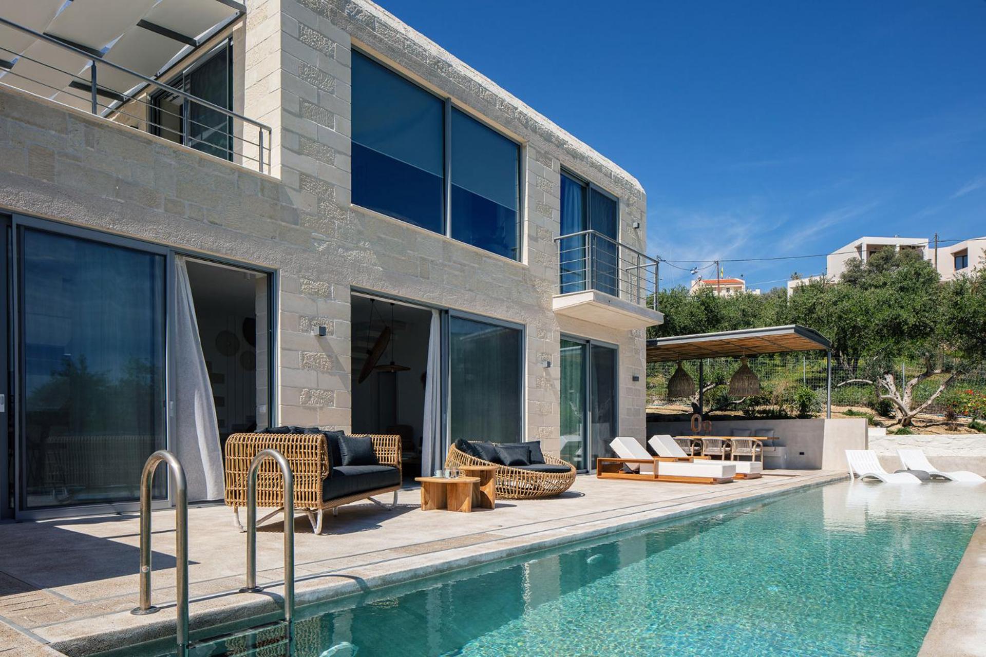Heniochos Villas