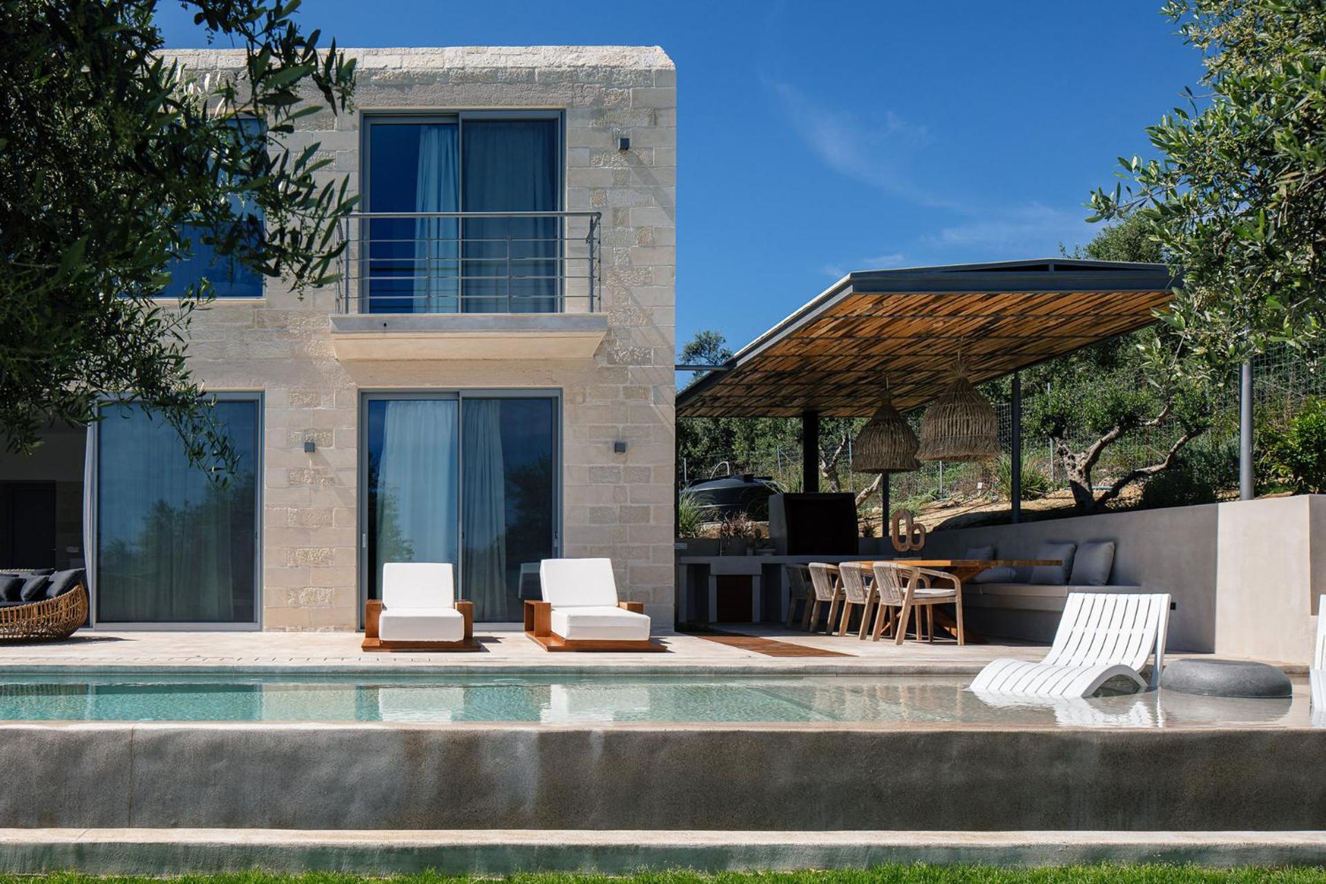 Heniochos Villas