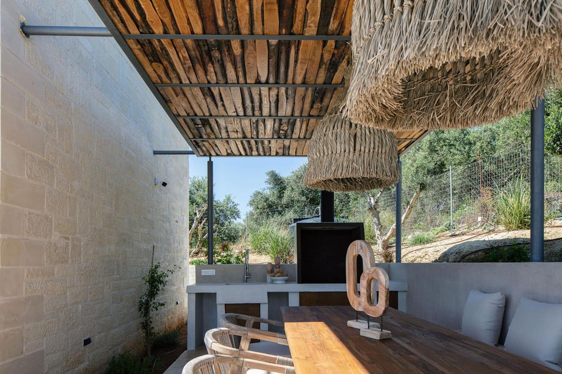 Heniochos Villas