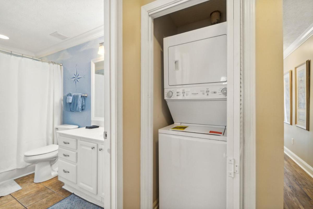 Seaspray Hideaway Sleeps 8 Pools Beach Access