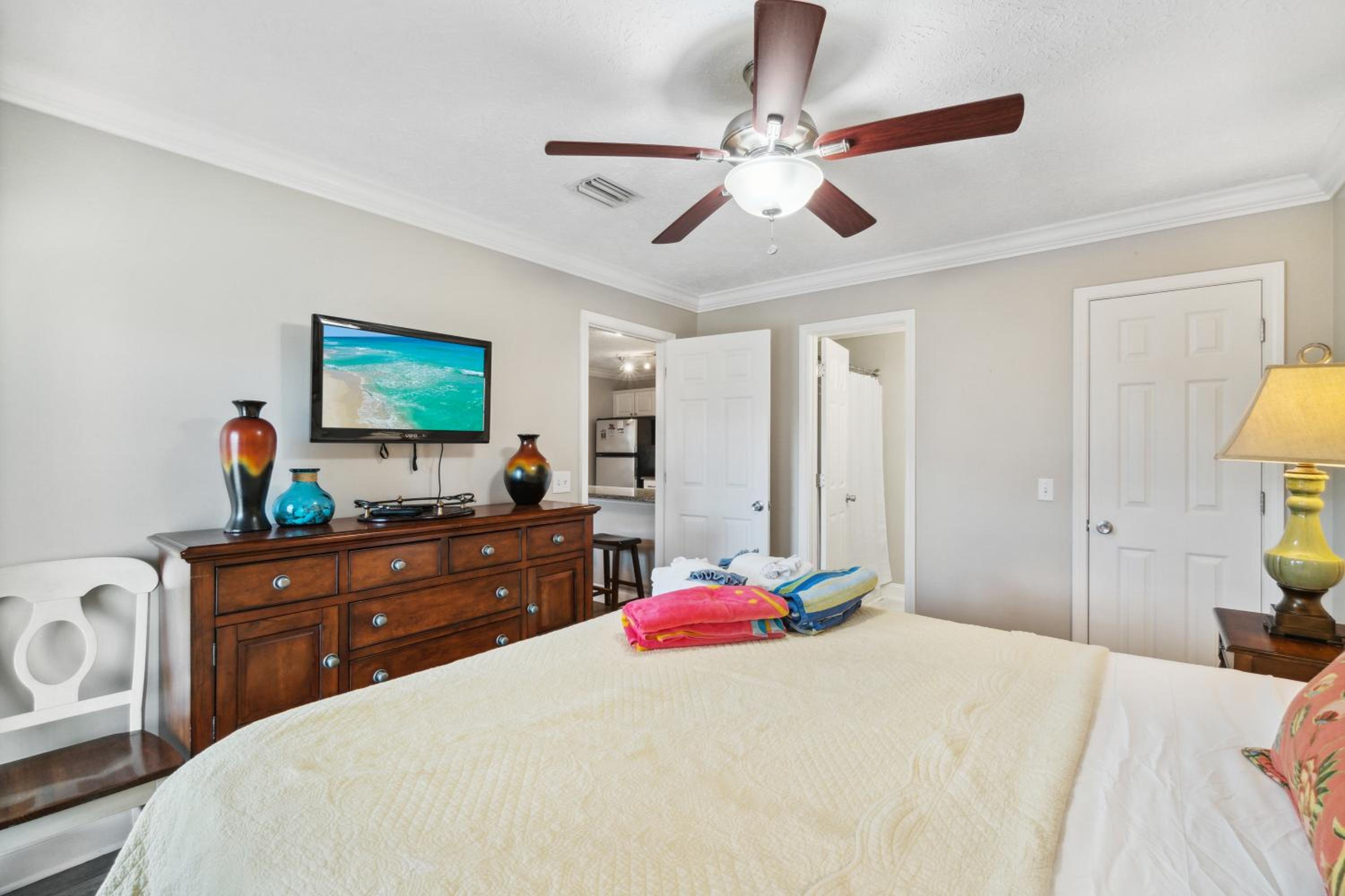 Seaspray Hideaway Sleeps 8 Pools Beach Access