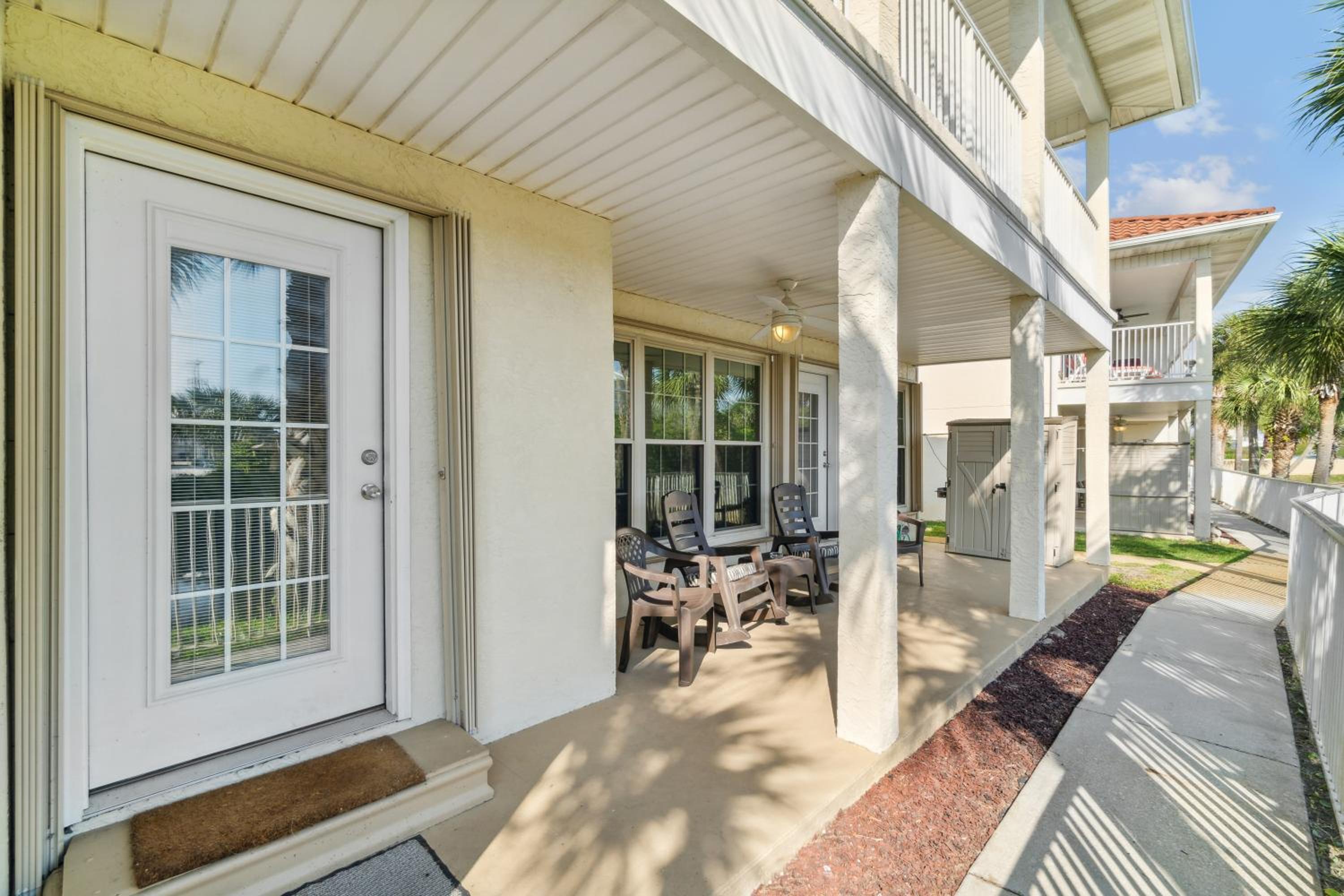 Seaspray Hideaway Sleeps 8 Pools Beach Access