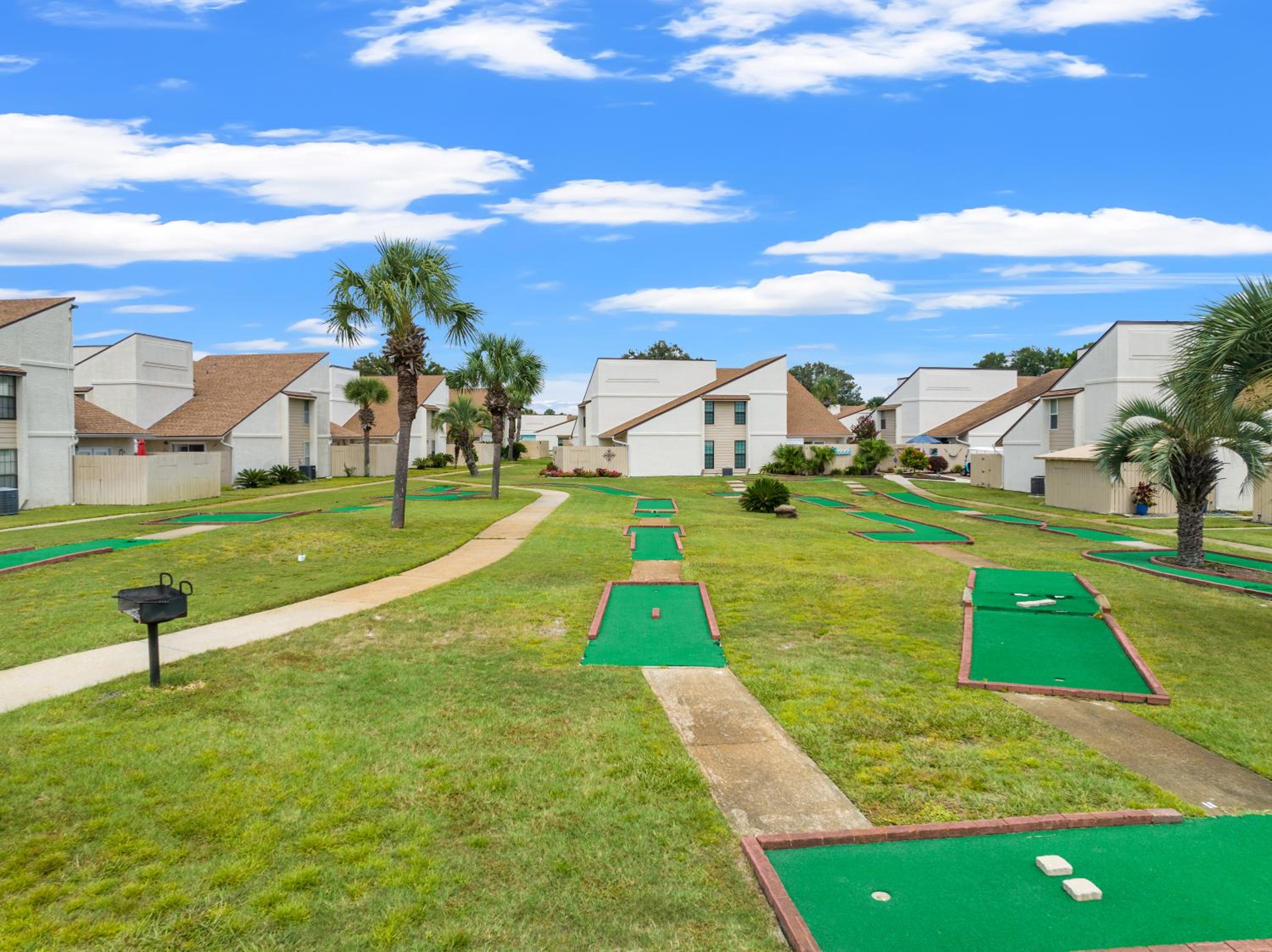 Seaspray Hideaway Sleeps 8 Pools Beach Access