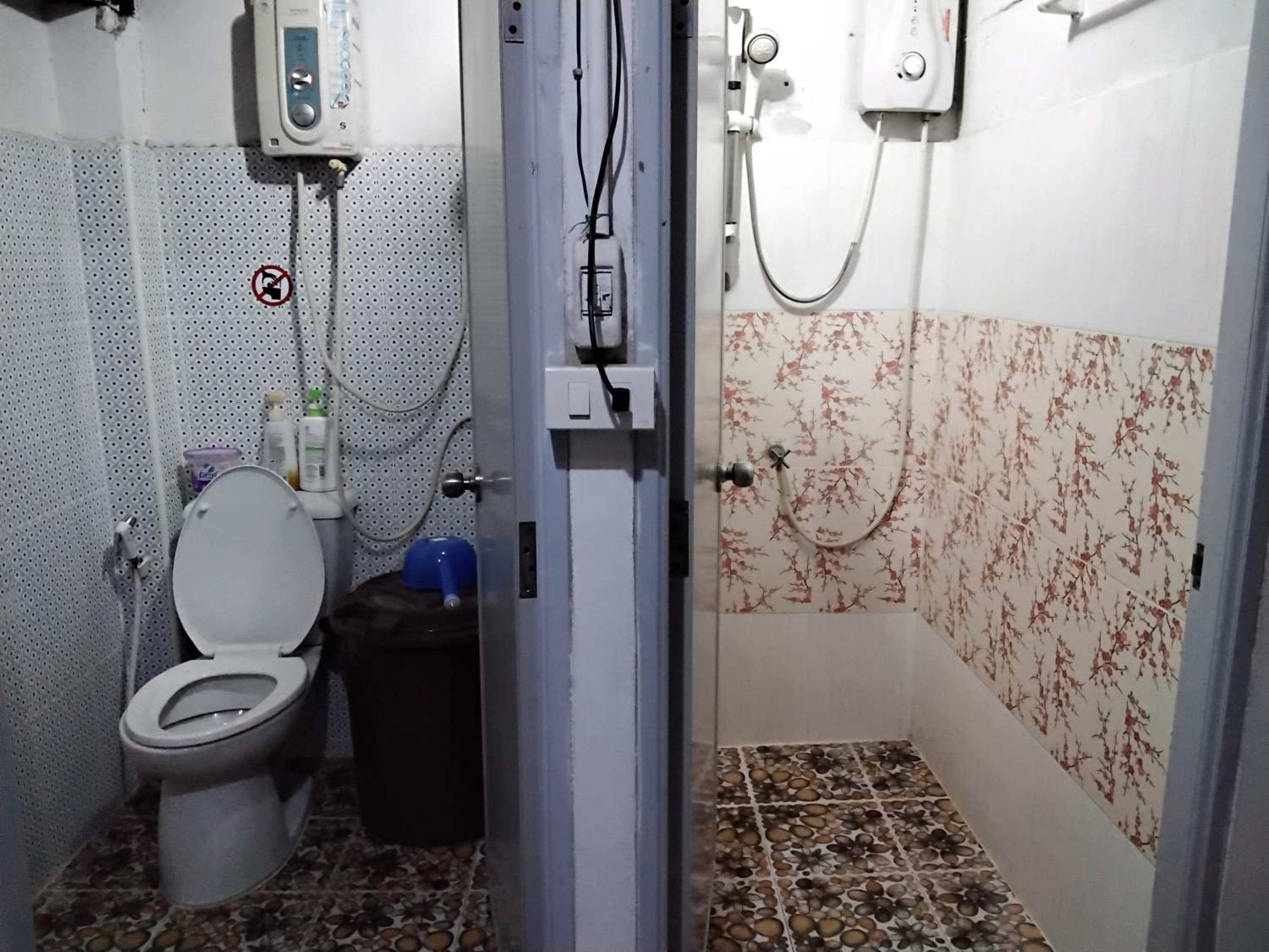 Danee Hostel