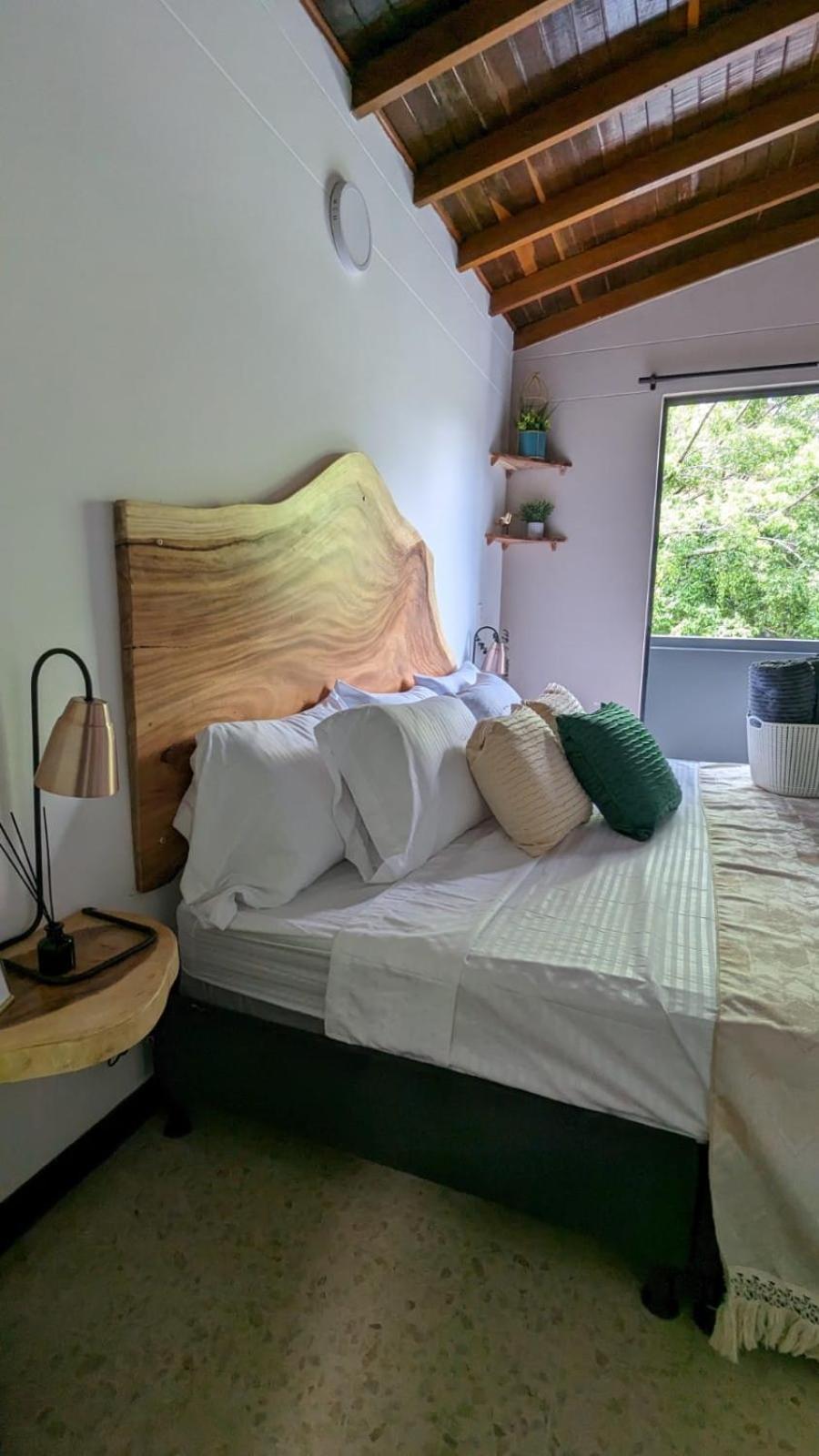 UKU INN