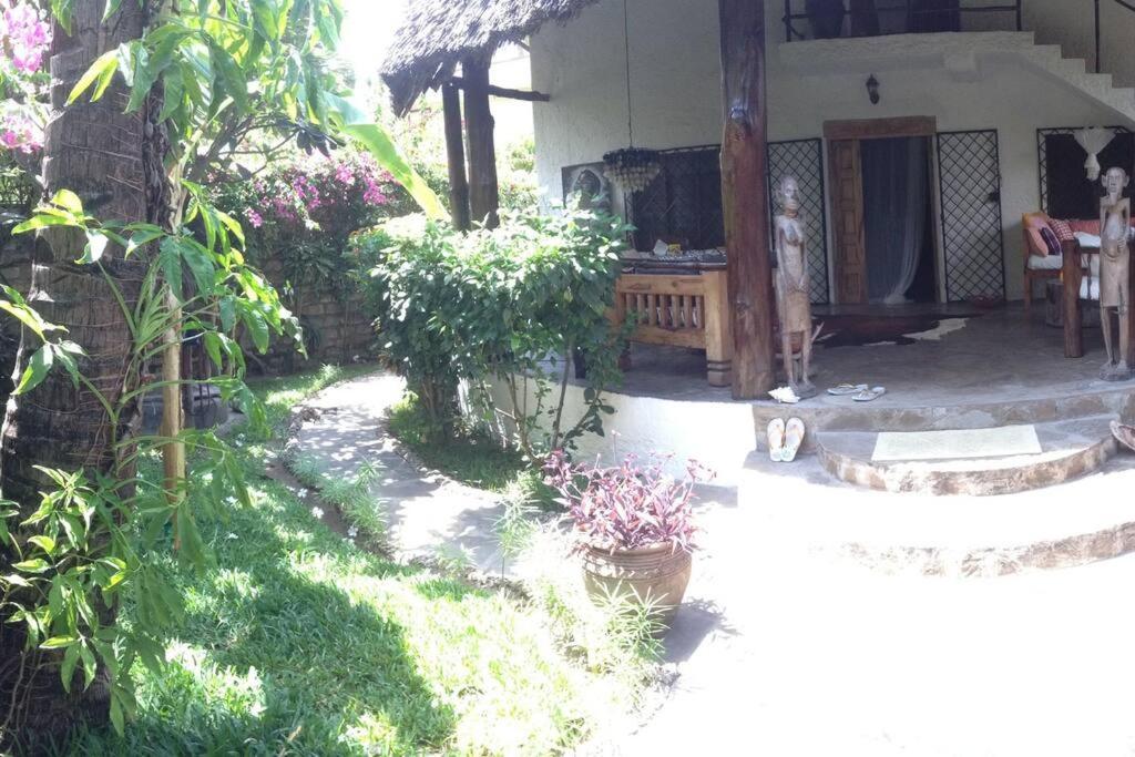 Photo 37