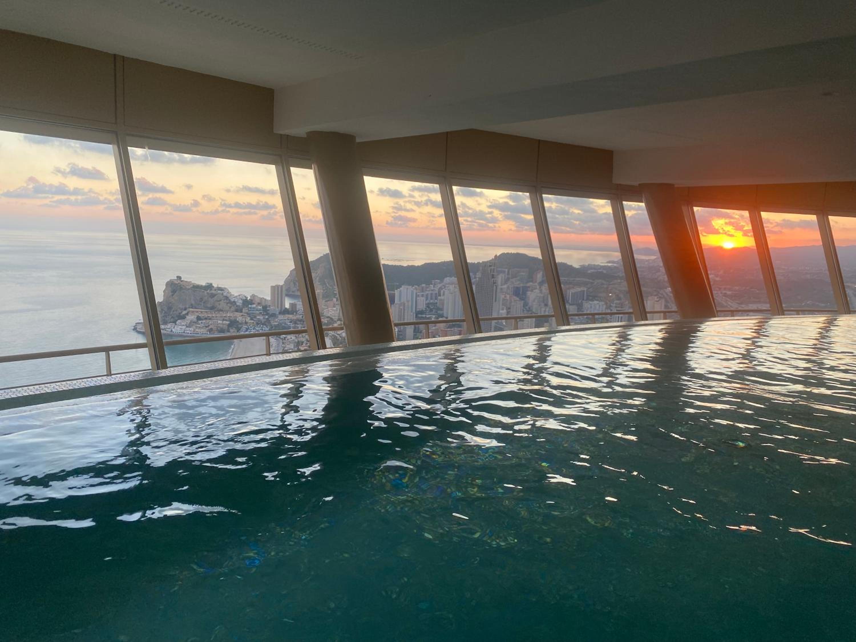 Intempo Gold&Gris Apartment