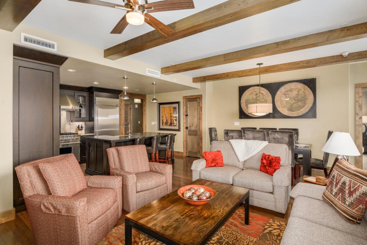 Edgemont 2402 - Luxury Ski-in Ski-out Condo view 4