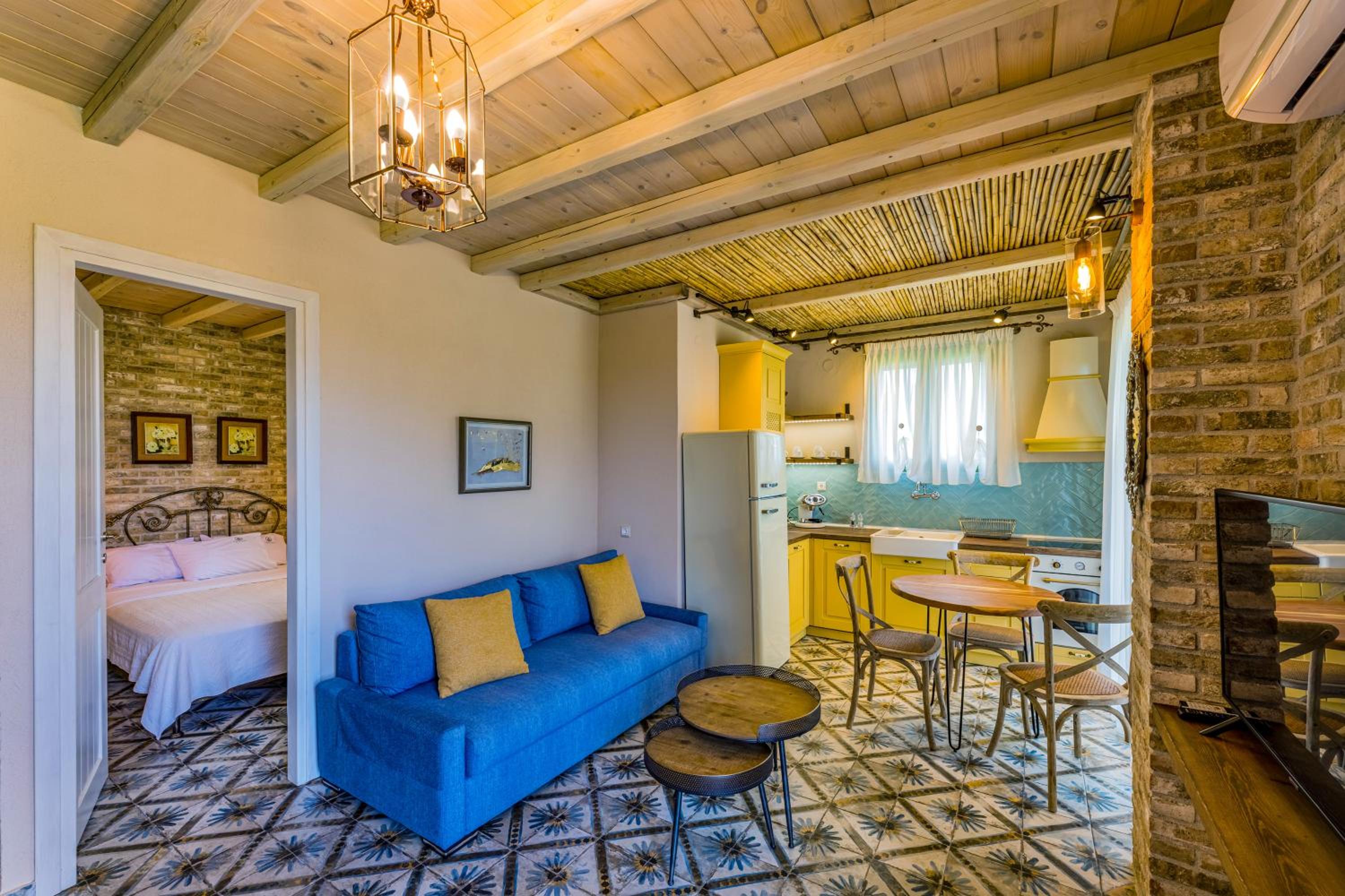 Mediterraneo Luxury Suites Halkidiki