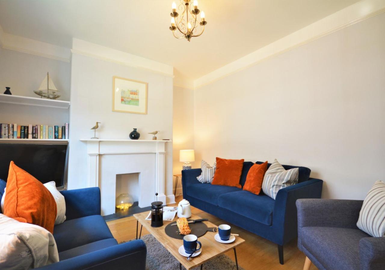 3 Bed in Padstow oc-p00144