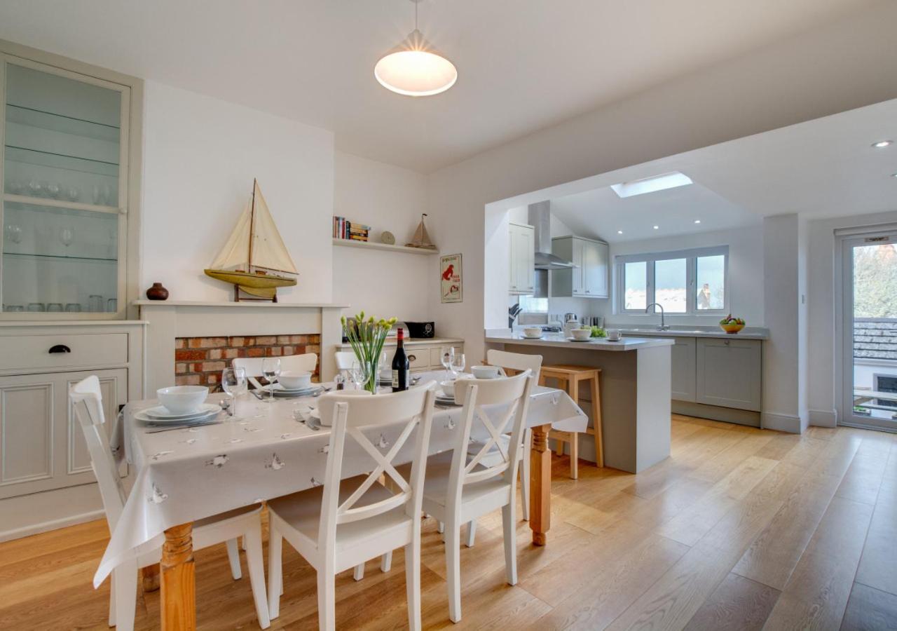 3 Bed in Padstow oc-p00144