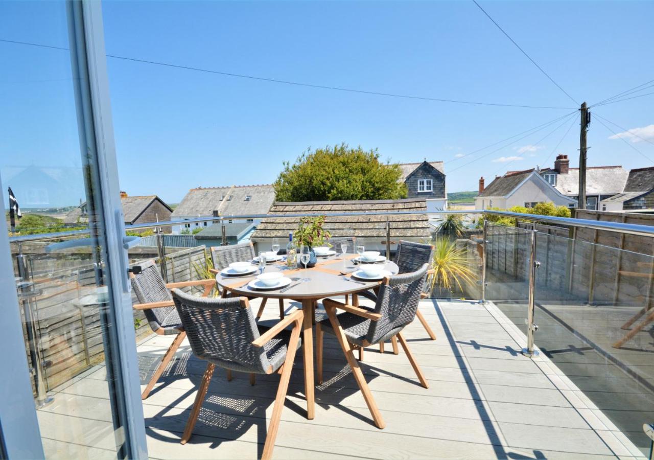 3 Bed in Padstow oc-p00144