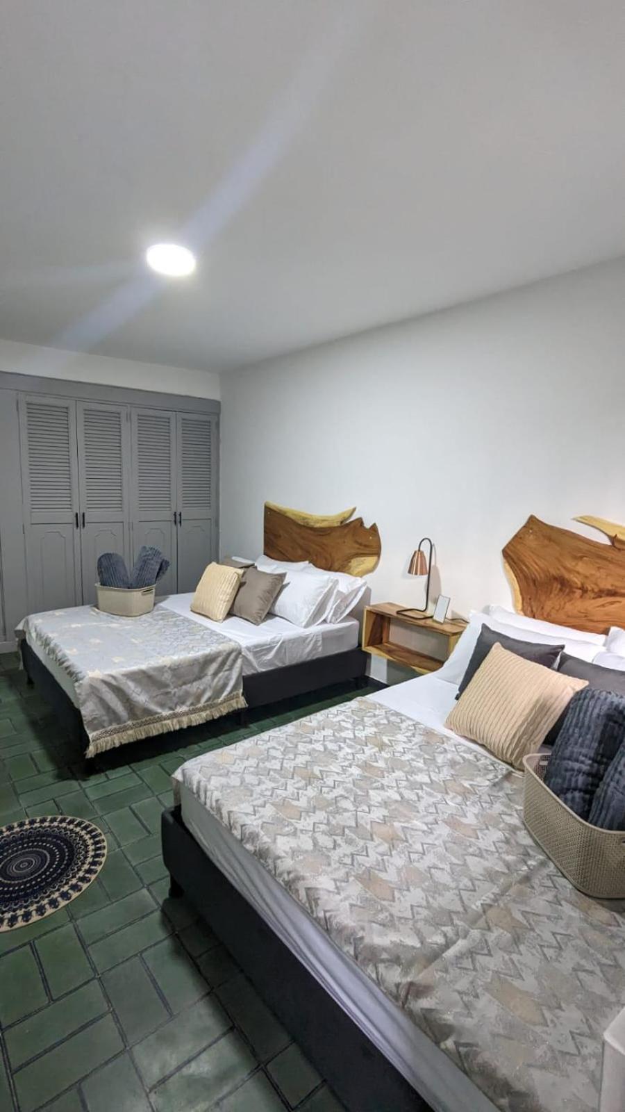 UKU INN