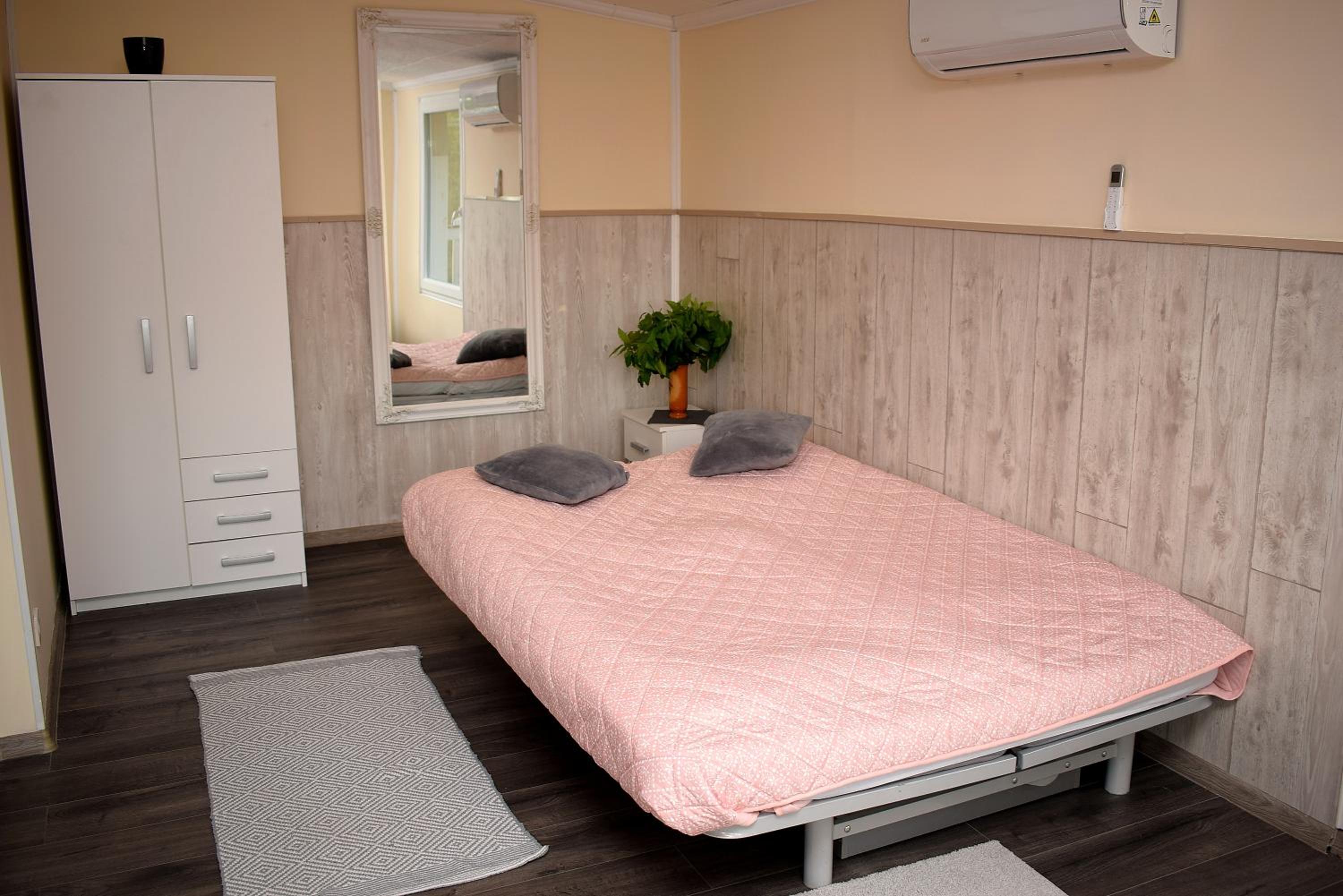 Liliom Apartman