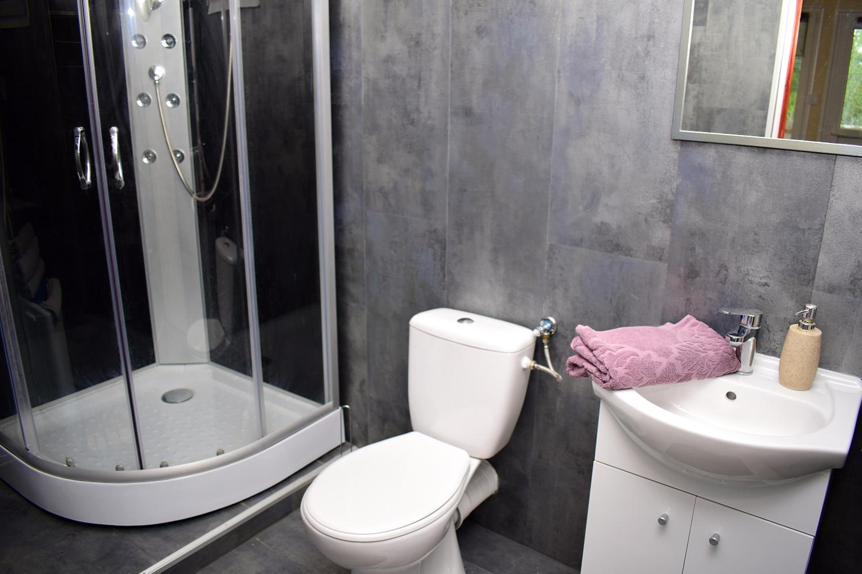 Liliom Apartman