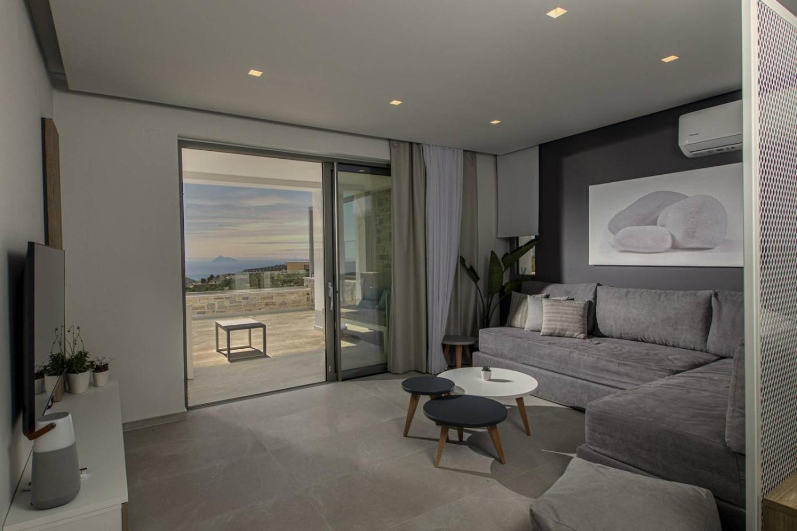 Crete Villa Paseathea, Luxurious Pool Getaway