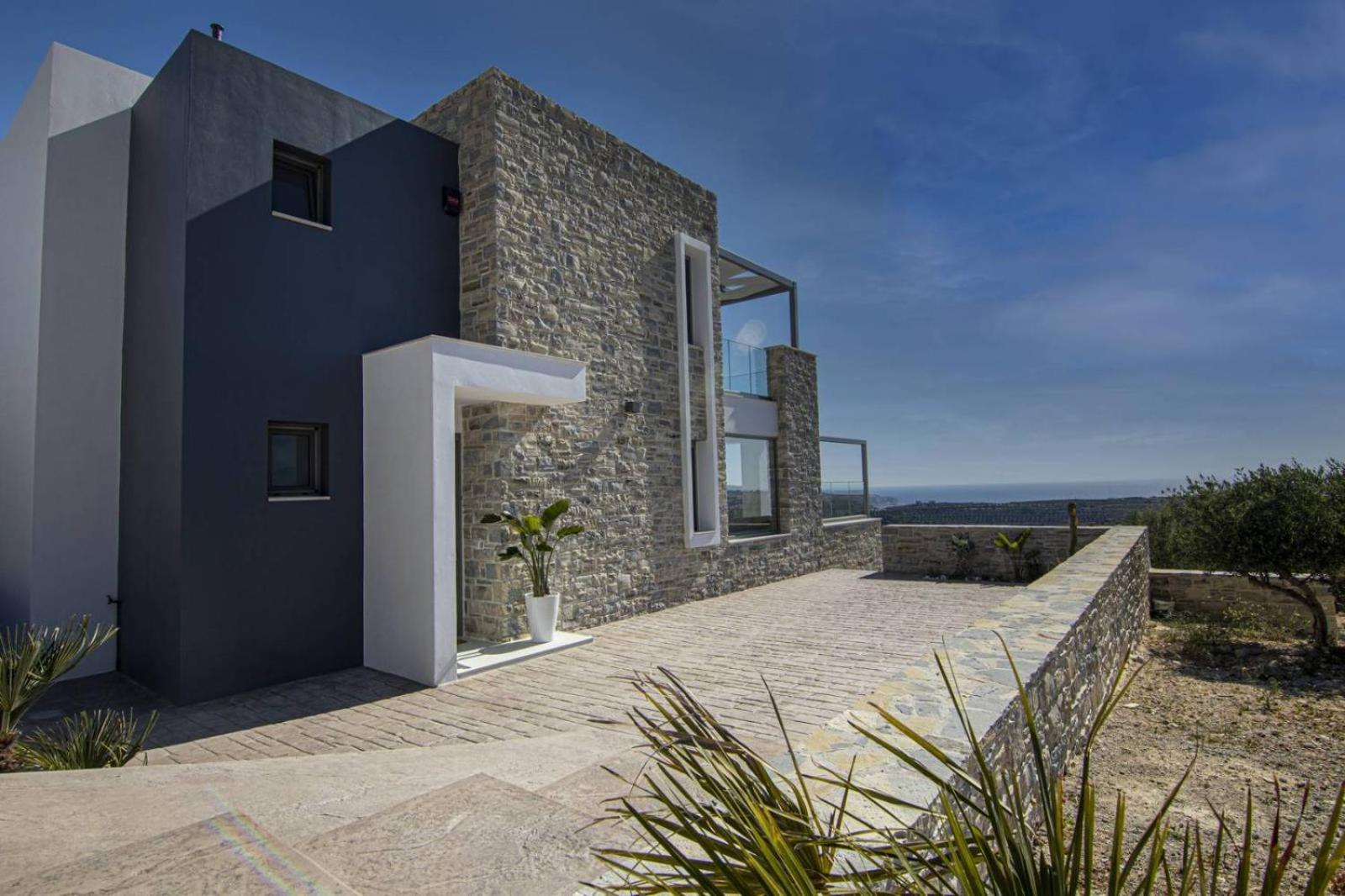 Crete Villa Paseathea, Luxurious Pool Getaway