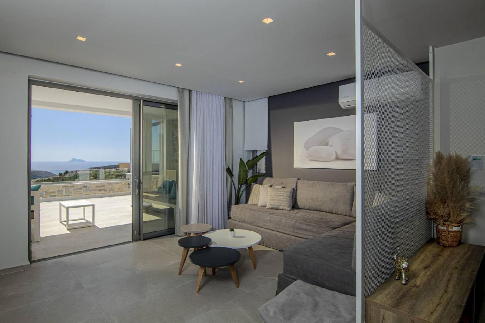 Crete Villa Paseathea, Luxurious Pool Getaway