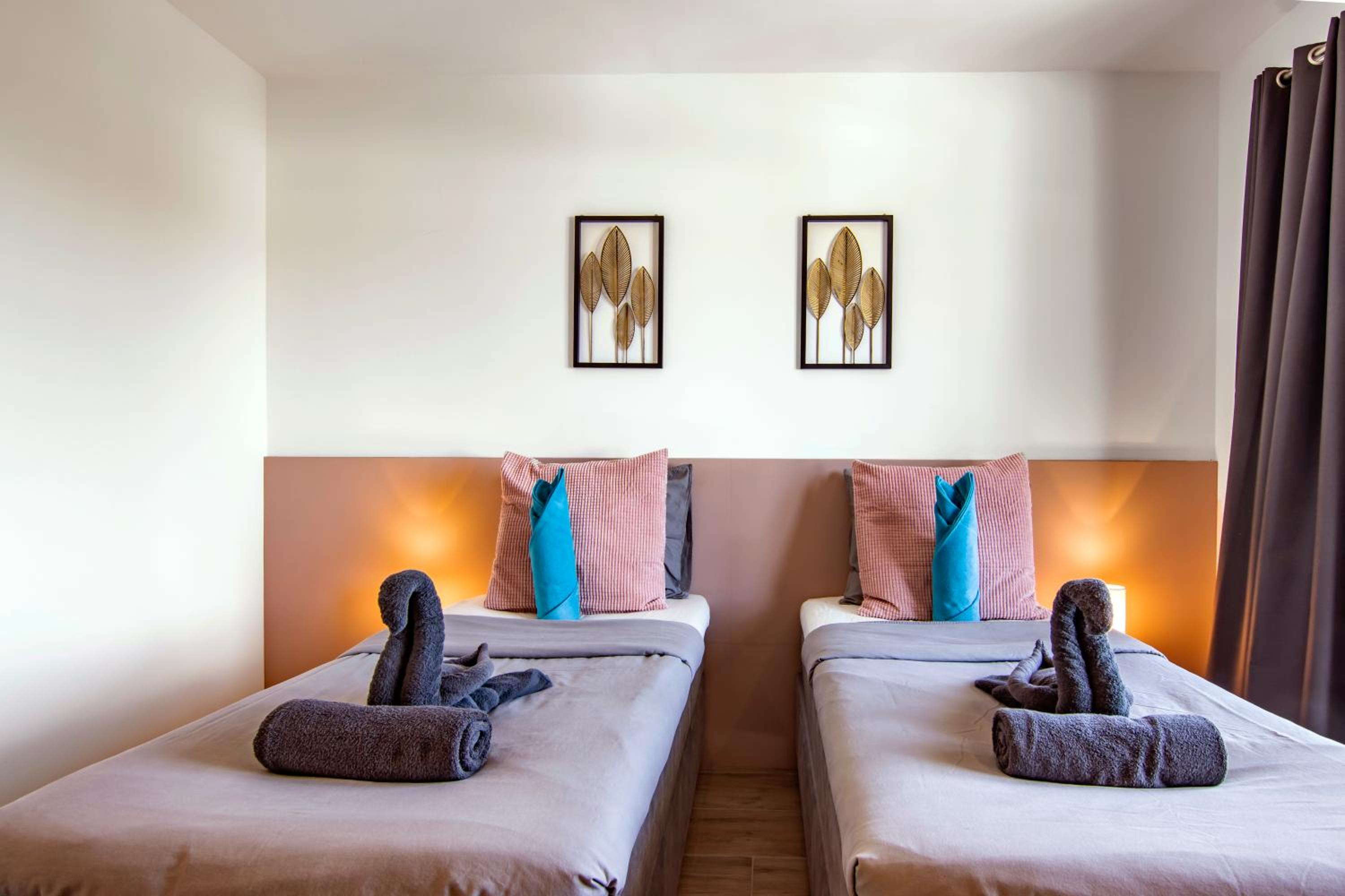 Ocean Sunset Villa luxury stay max. 14 people