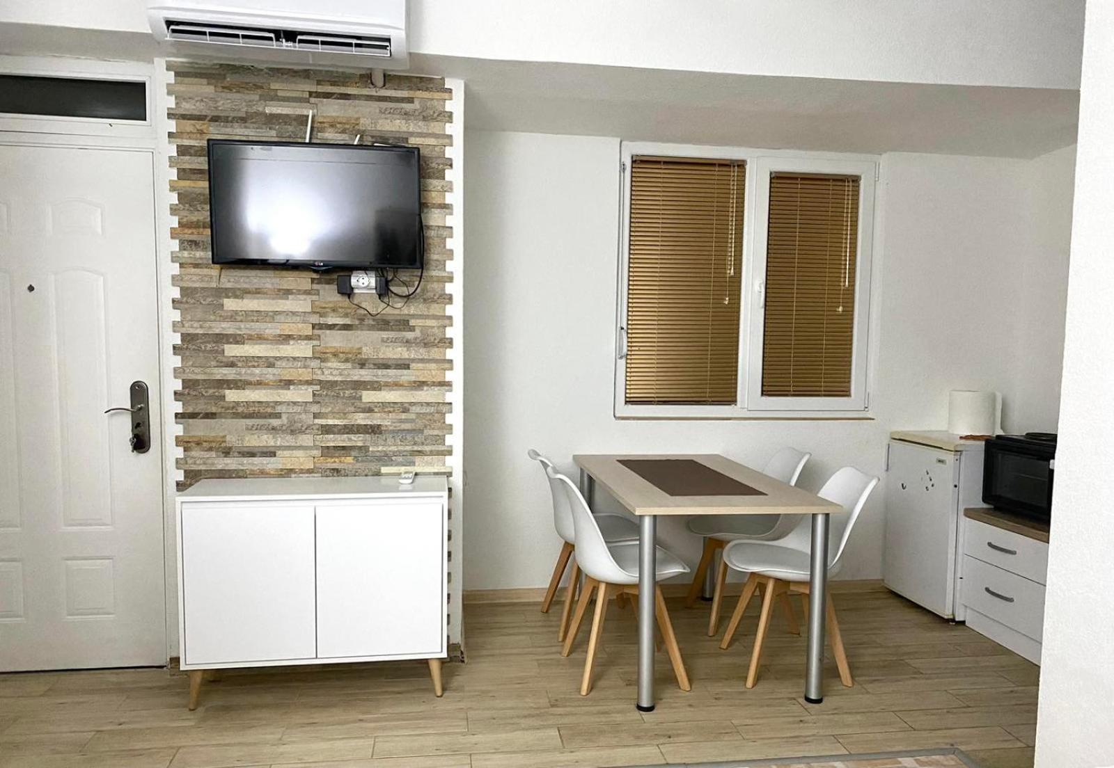 Apartman Eli view 3