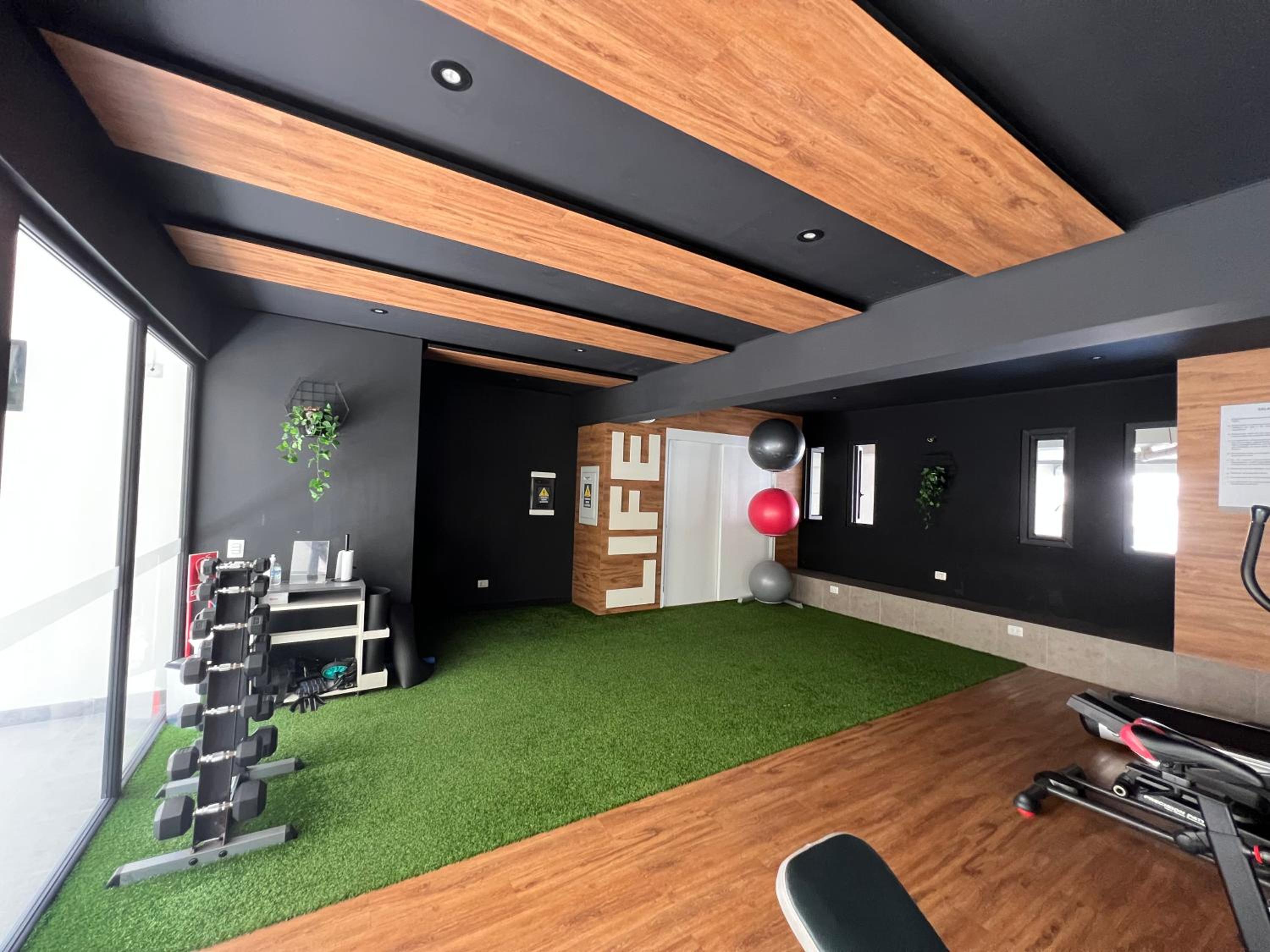 Aparts4Days 2 or 3 bedroom Apartment San Isidro Business Zone view 2