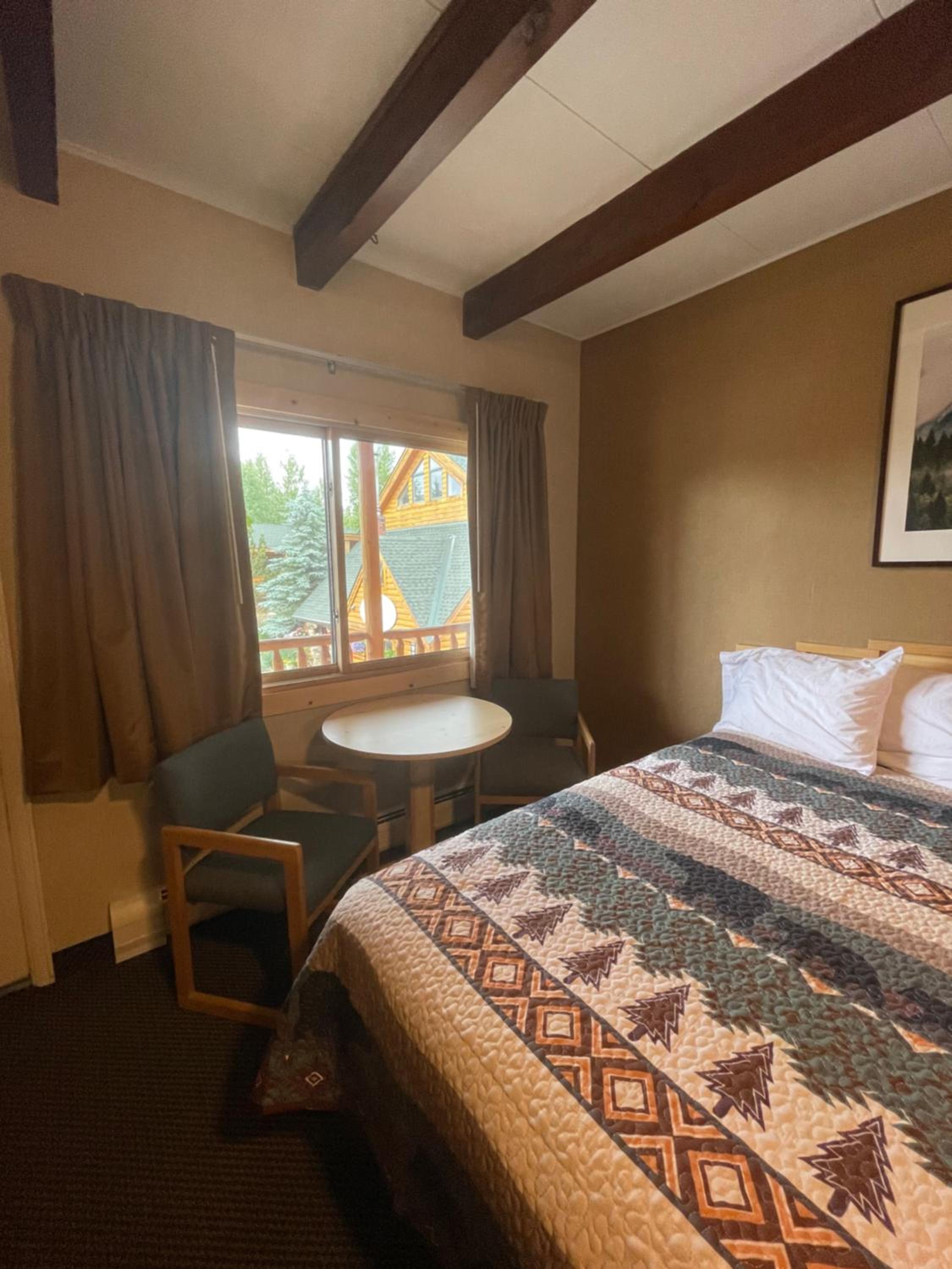Spirit Lake Lodge - Property Image 18