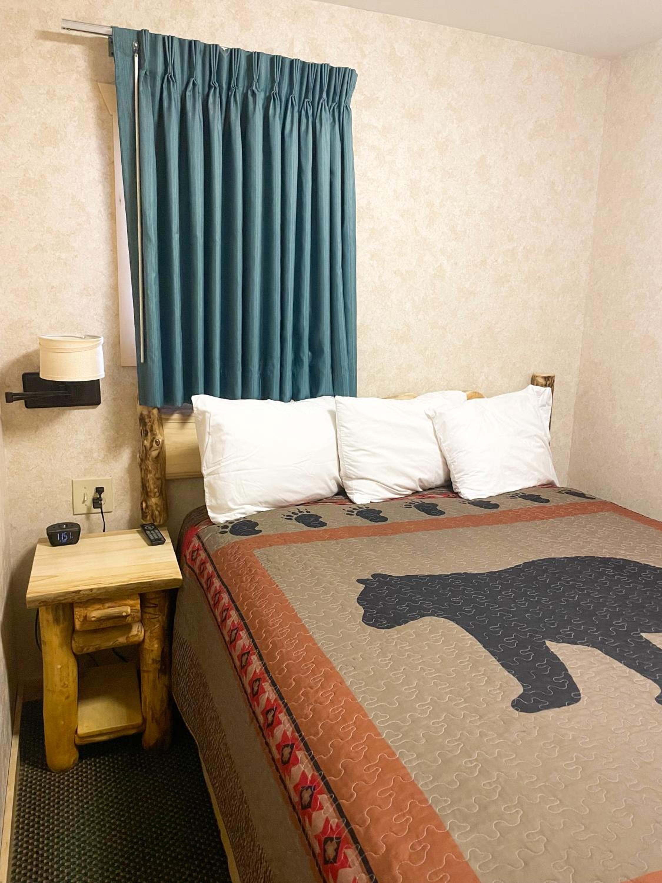 Spirit Lake Lodge - Property Image 21