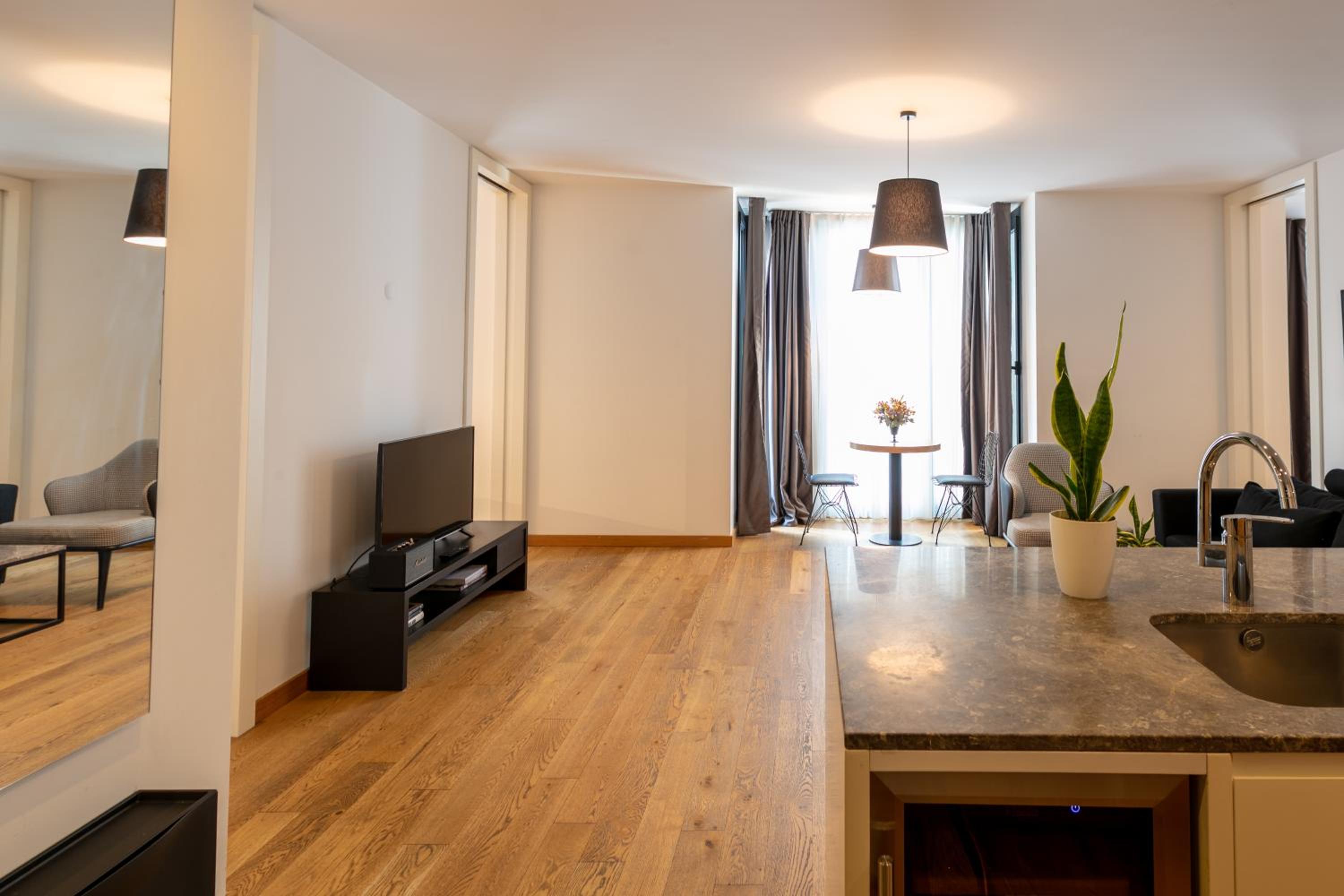 Ando Living - Taksim Gumussuyu Konukevi - Image 96