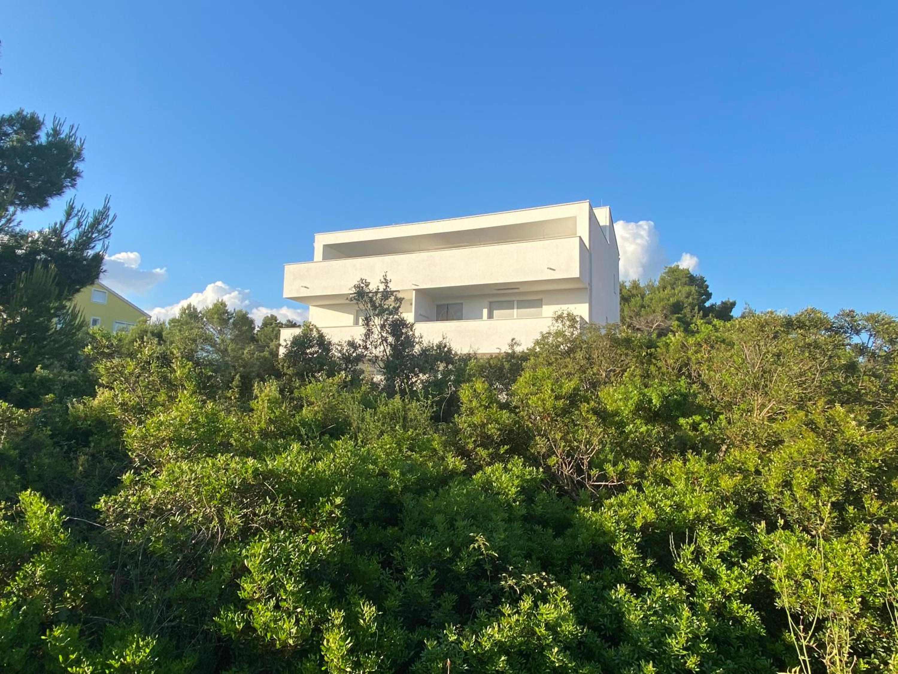 White Residence Luxury Apartment Bibinje