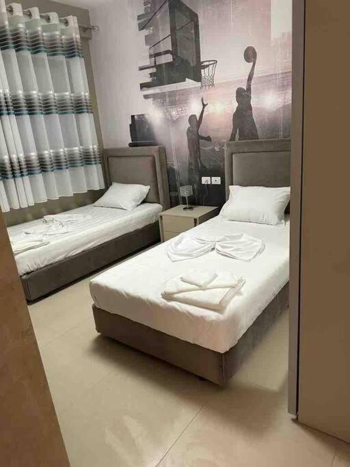 Saraci Zentrale Lage ca 600 meter vom Meer entfernt