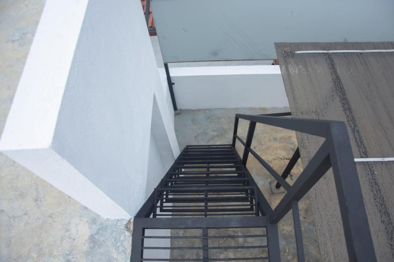Sanmi Home Rentals Battaramulla