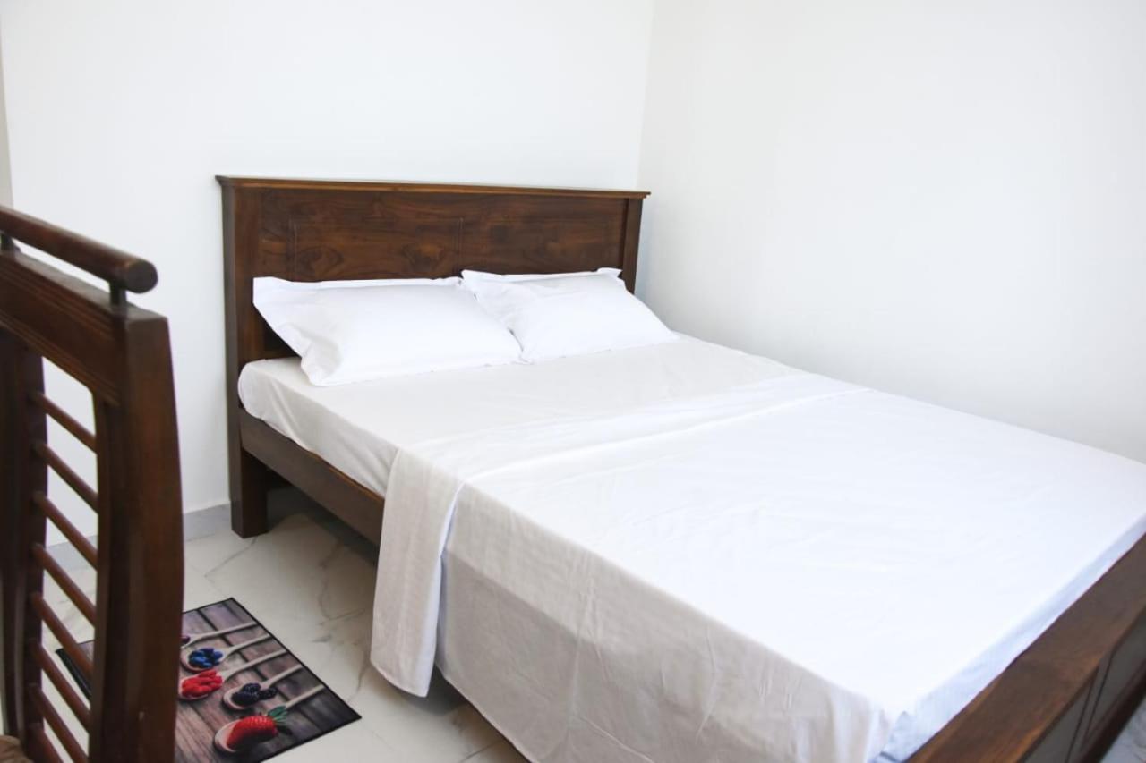 Sanmi Home Rentals Battaramulla