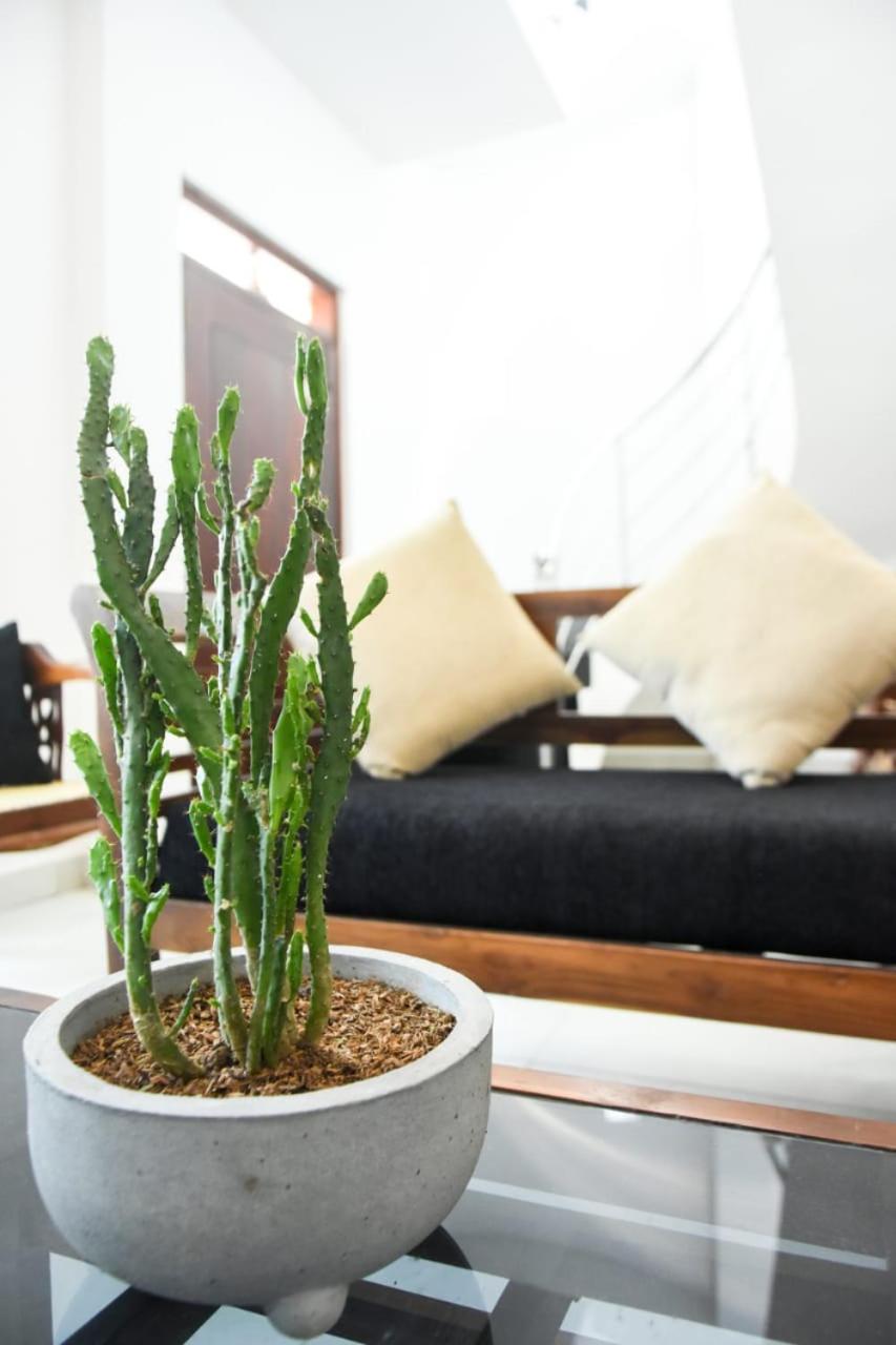 Sanmi Home Rentals Battaramulla