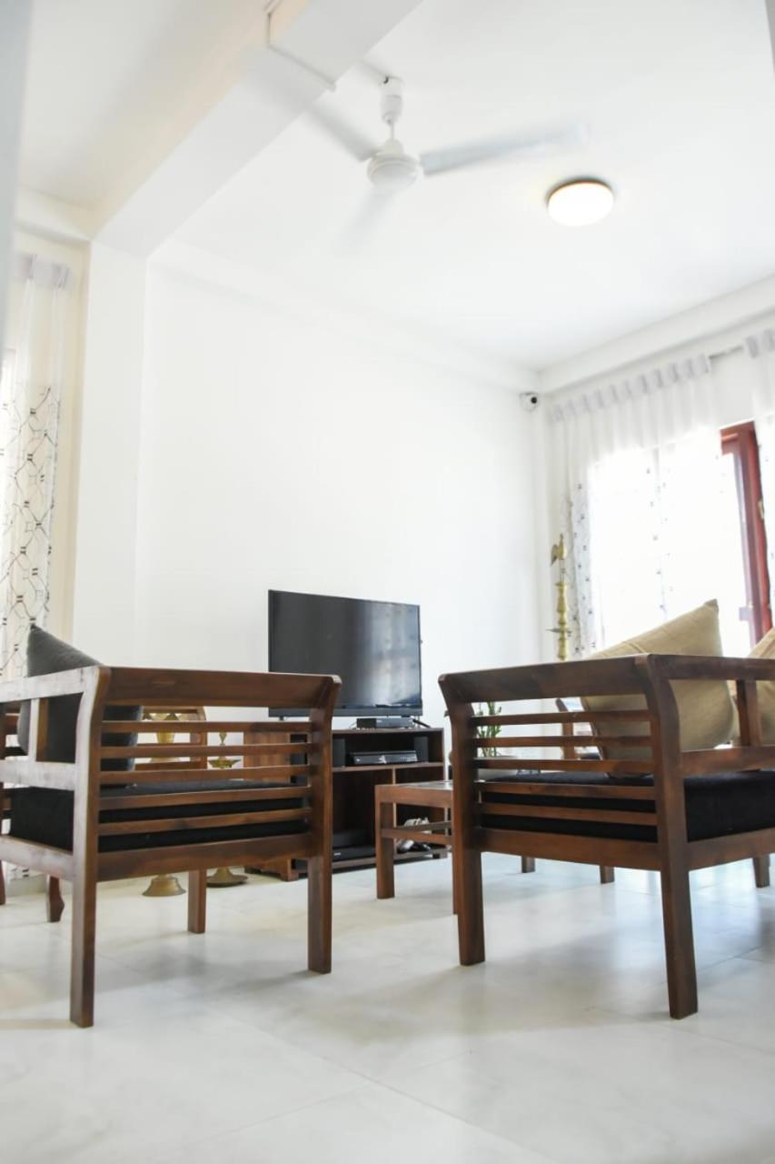 Sanmi Home Rentals Battaramulla