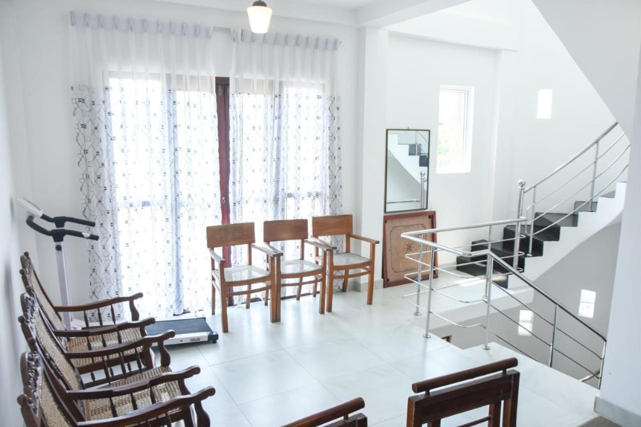 Sanmi Home Rentals Battaramulla
