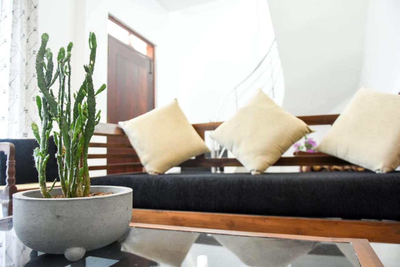 Sanmi Home Rentals Battaramulla
