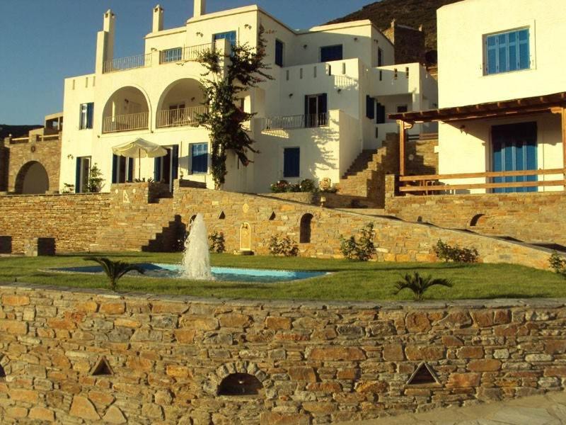 Villa Helen view 4
