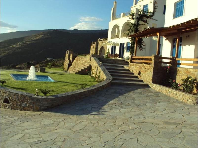 Villa Helen view 3