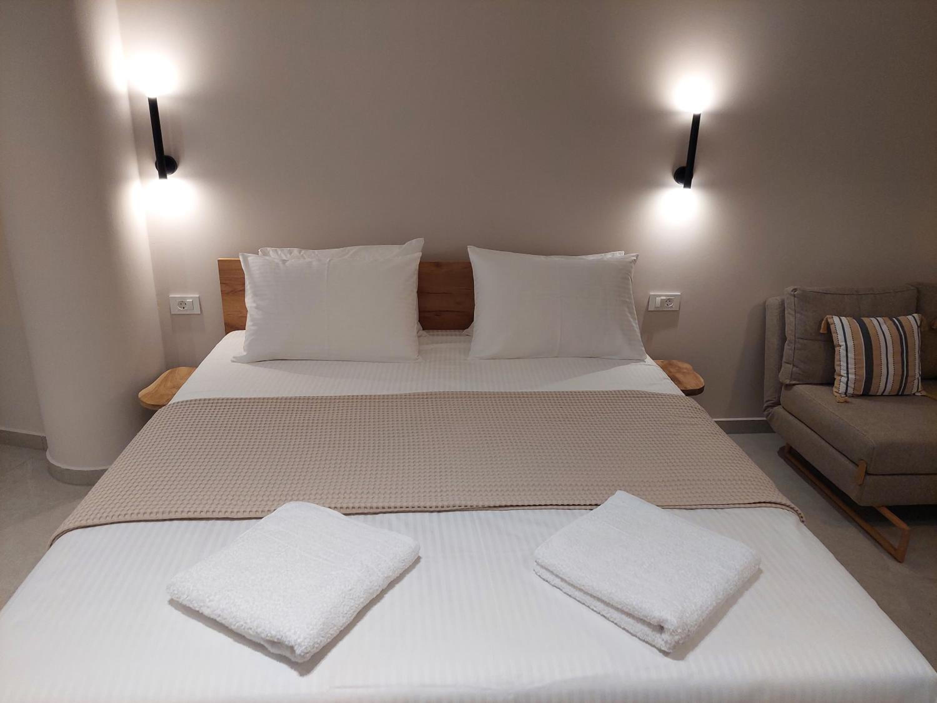 Phoenix Apartments Parga photo 4