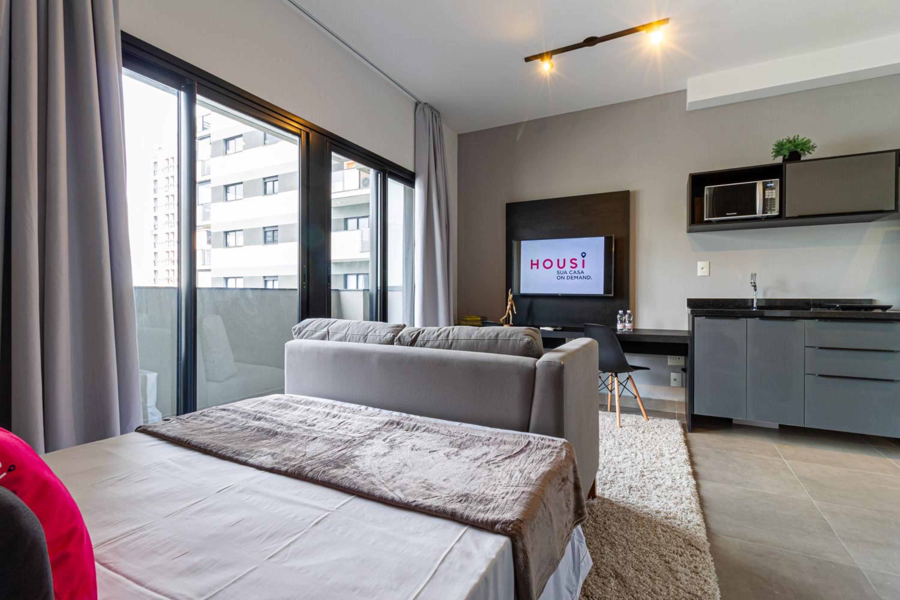 360 VN Capote Valente by Housi