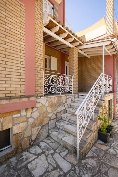 Paradiso Apartments
