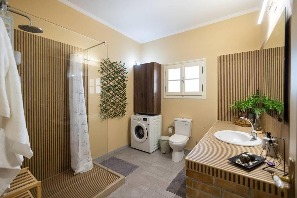 Paradiso Apartments