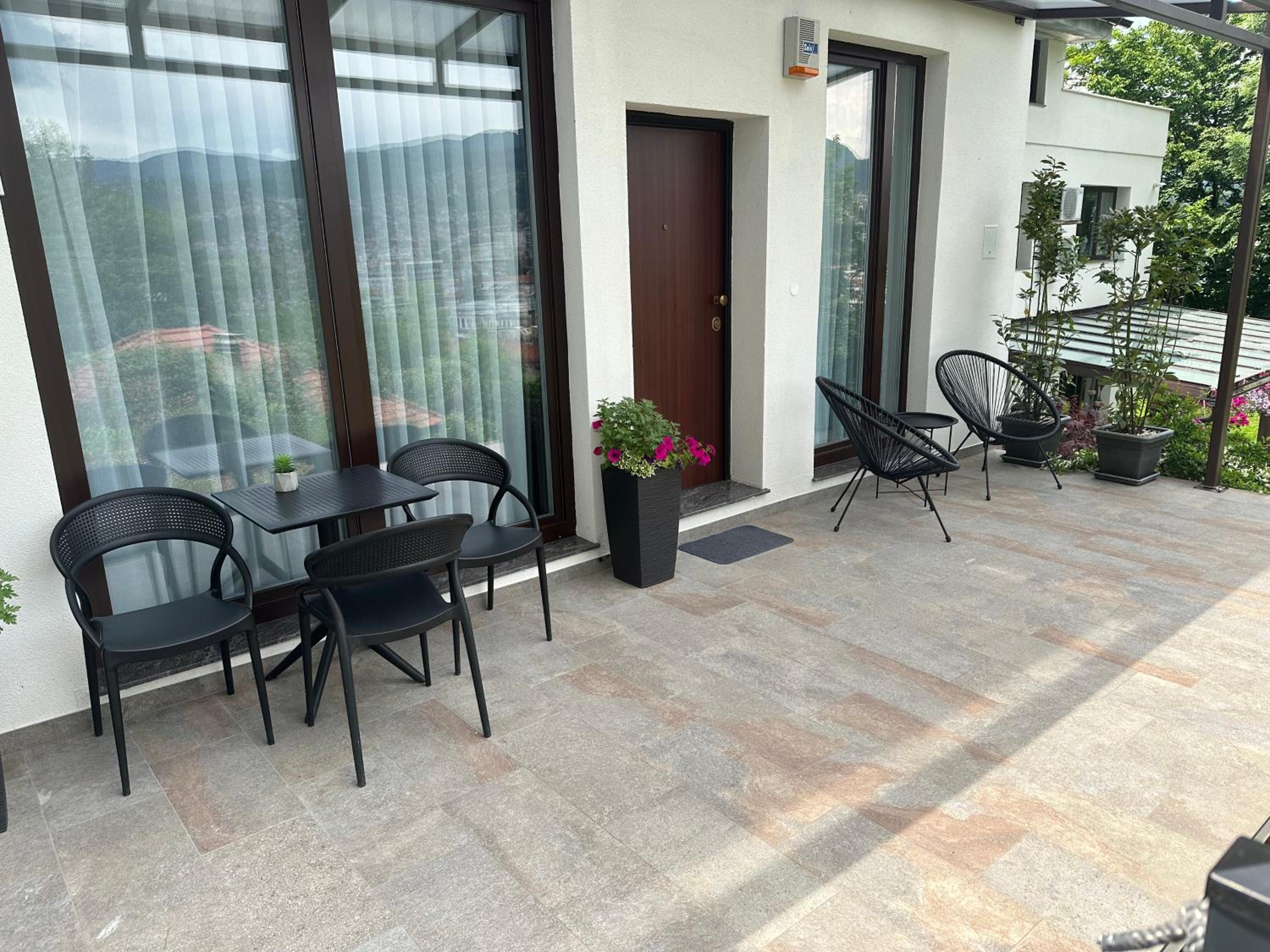 Residence 33
