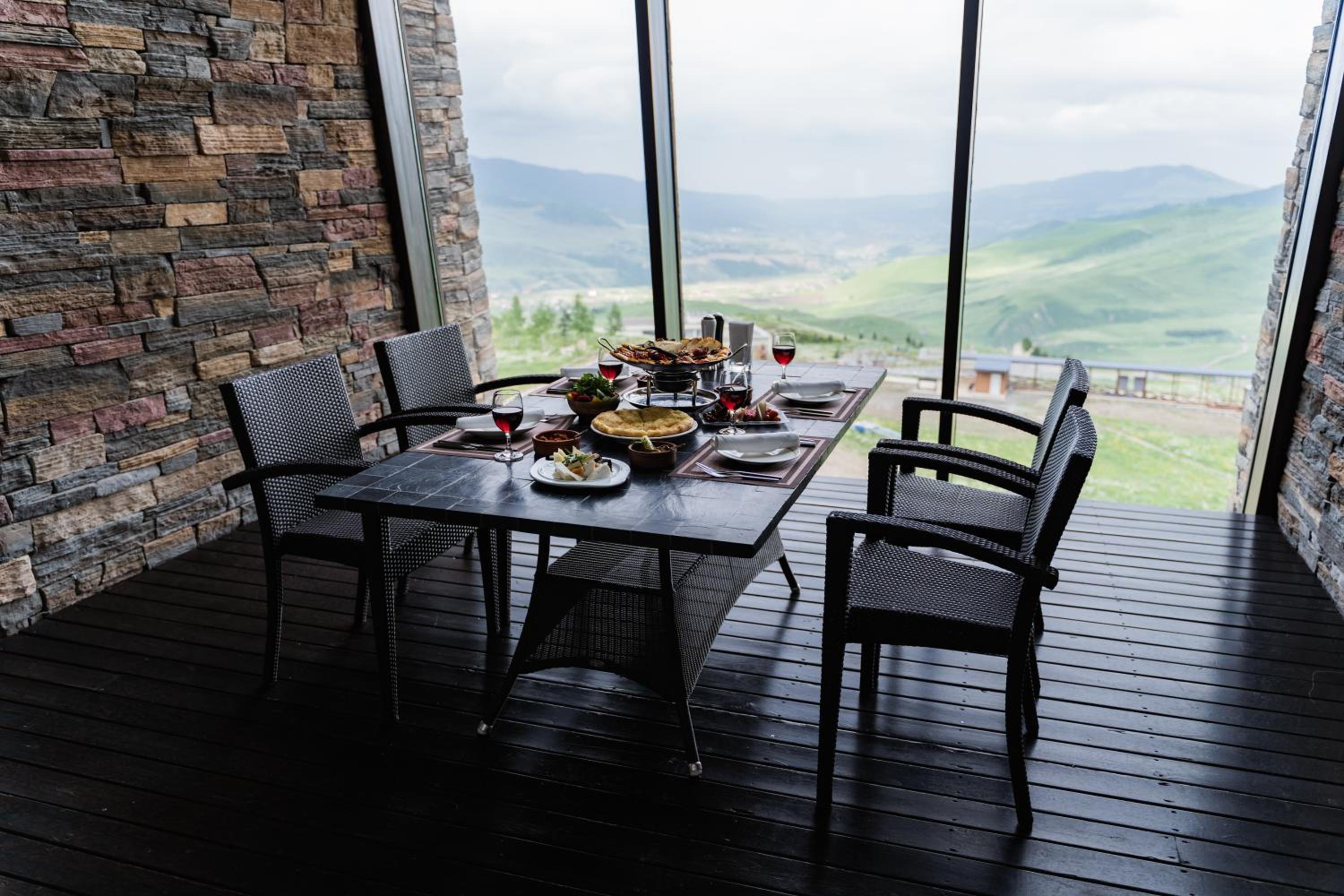 Shahdag Hotel & Spa