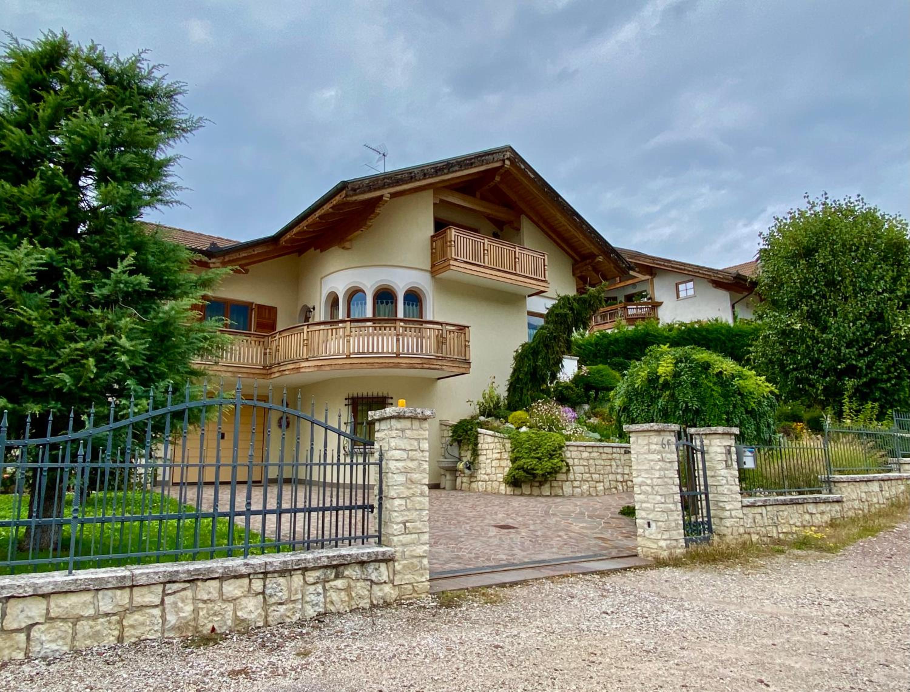 Villetta Thun view 5