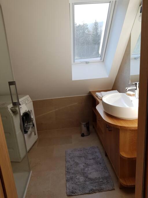 Chalet-Südsteiermark - traumhafte Aussicht, Infinity Pool, Privatsphäre, Klima und de-luxe Ausstattung